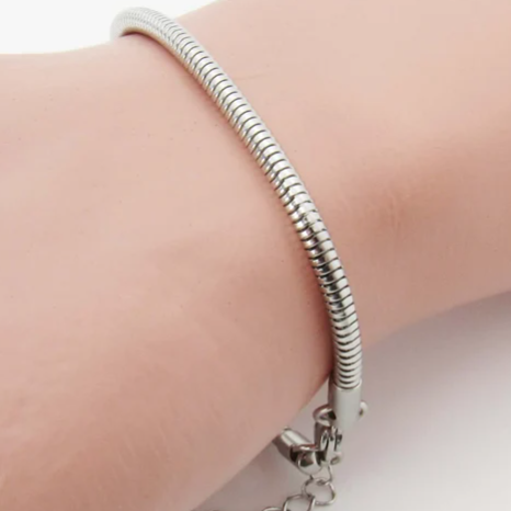 Round Snake Chain Bracelet- Stainless Steel Bracelet- Men's Jewelry- Women's Jewelry- Fashion Bracelet for Men- Bracelet for Women