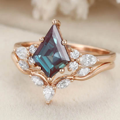 Kite Cut Alexandrite Wedding Proposal Ring For Her in 14K Rose Gold Finish - Engagement Ring Set