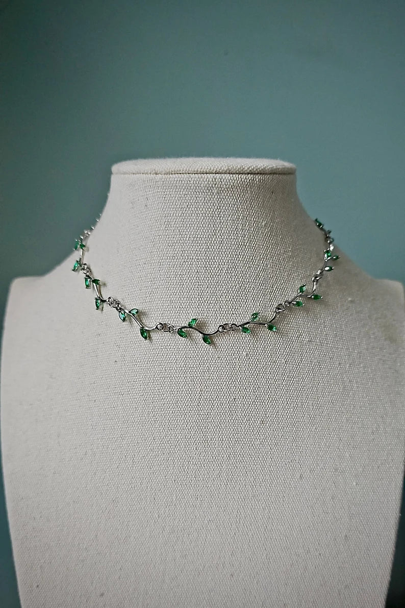 Delicate Green Leafy Vine Choker Necklace in 925 Sterling Silver - Special Gift For Womens